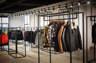 勁霸商務(wù)休閑男裝批發(fā)貨源 北京一站式服裝鞋帽箱包采購指南