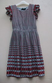 東莞品牌尾貨批發(fā)市場(chǎng) 服裝、鞋帽、箱包一站式采購(gòu)指南